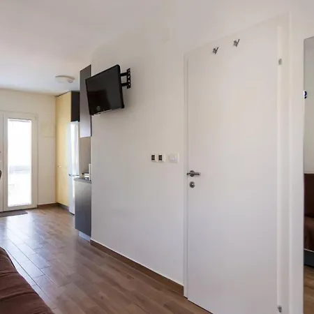 With Wifi Njivice, Krk - 21713 Daire *