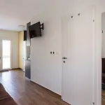 With Wifi Njivice, Krk - 21713 דירה *